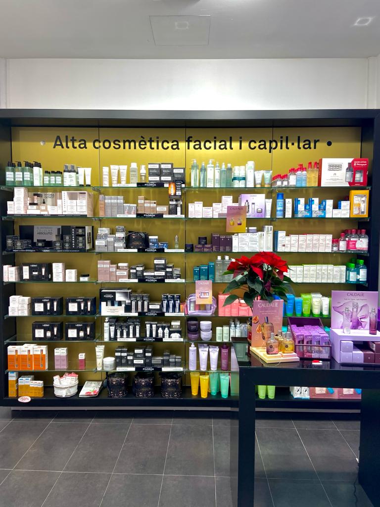 Interior local farmacia